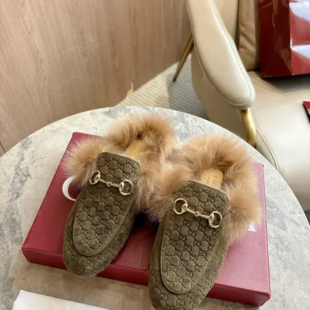 グッチ スリッパ