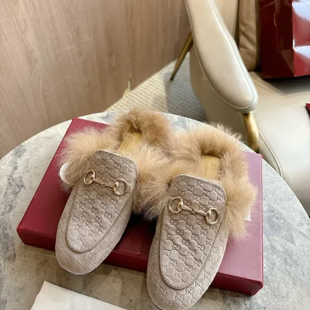 グッチ スリッパ