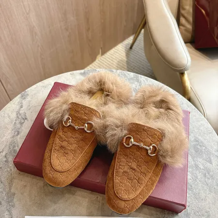 グッチ スリッパ