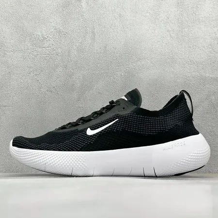 ナイキ スニーカー