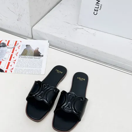 セリーヌ スリッパ