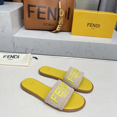 フェンディ スリッパ