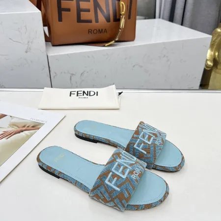 フェンディ スリッパ