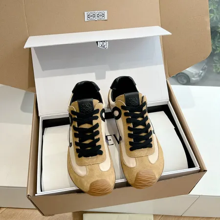 ロエベ カジュアルシューズ