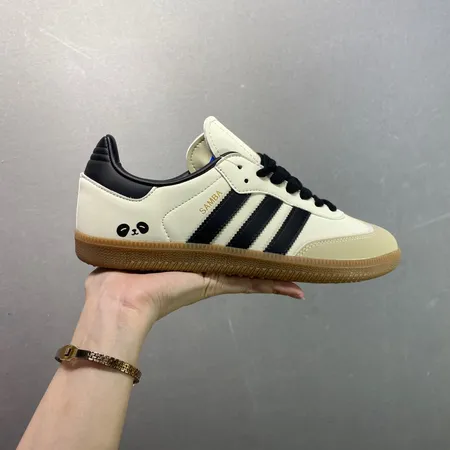 アディダス カジュアルシューズ