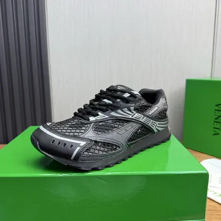 ボッテガ ヴェネタ スニーカー