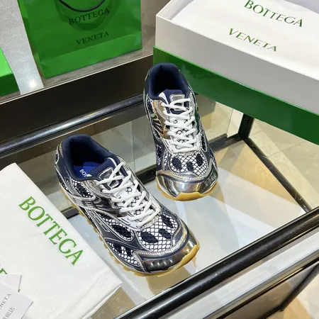 ボッテガ ヴェネタ スニーカー