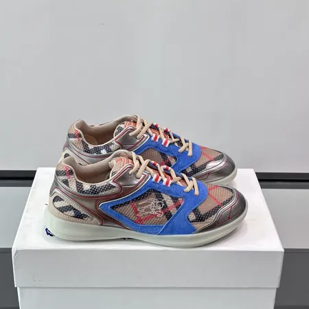 バーバリー ス カジュアルシューズ