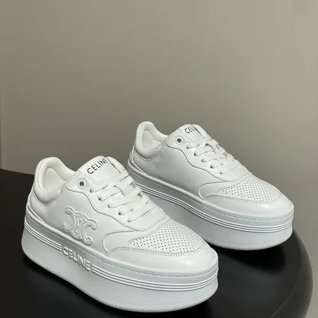 セリーヌ カジュアルシューズ