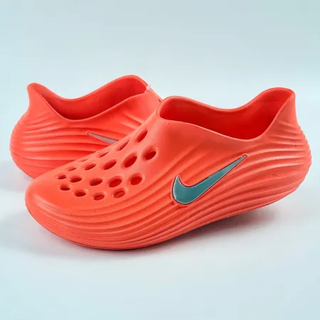 ナイキ スリッパ