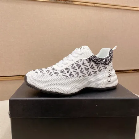 アルマーニ スニーカー