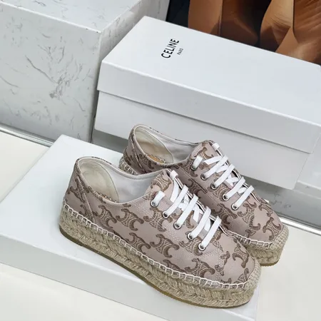 セリーヌ カジュアルシューズ