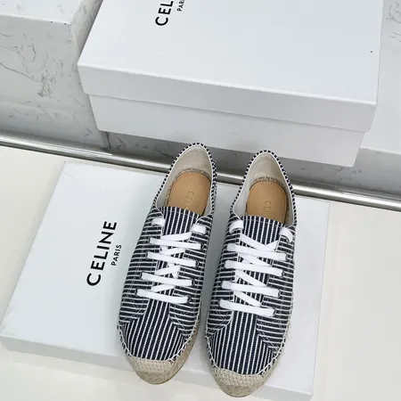 セリーヌ カジュアルシューズ