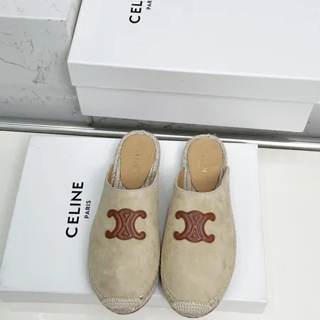 セリーヌ スリッパ