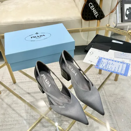 プラダ サンダル