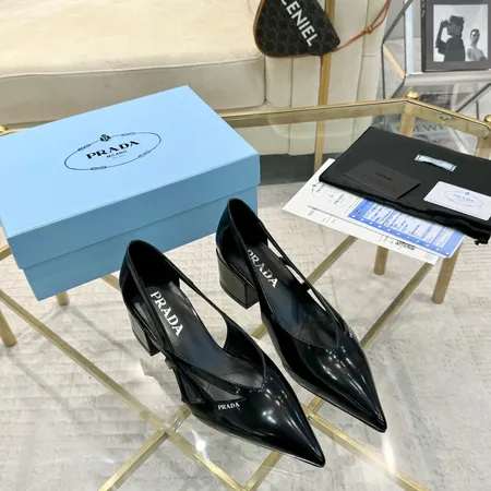 プラダ サンダル