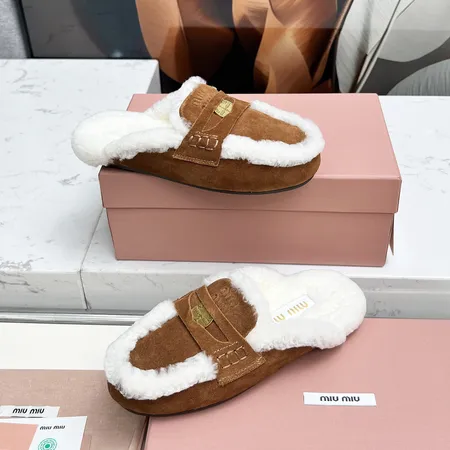 ミュウミュウ スリッパ