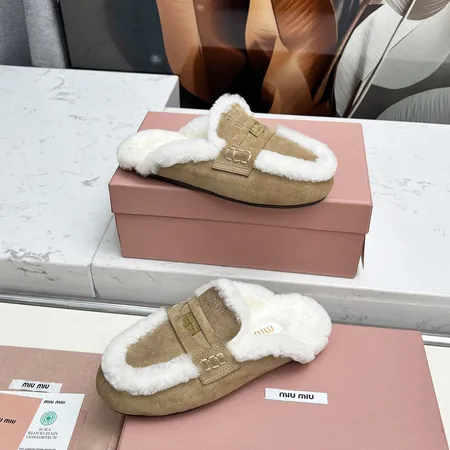 ミュウミュウ スリッパ