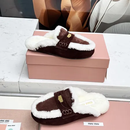 ミュウミュウ スリッパ