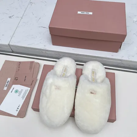 ミュウミュウ スリッパ