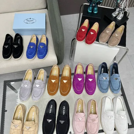 プラダ カジュアルシューズ