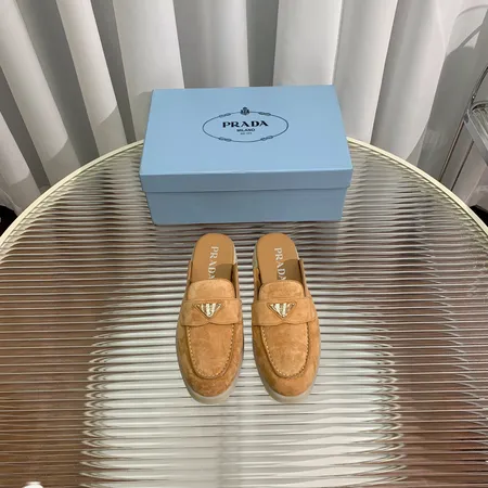 プラダ スリッパ