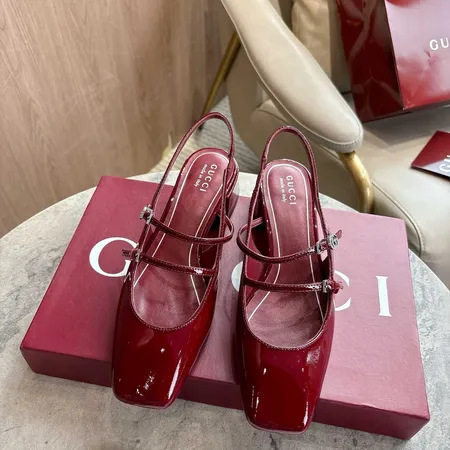 グッチ サンダル