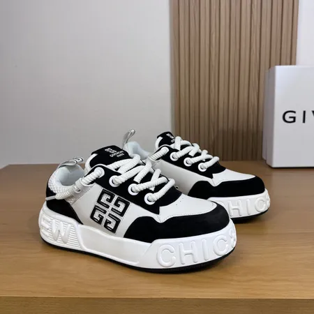 ジバンシィ カジュアルシューズ