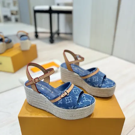 ルイヴィトン サンダル