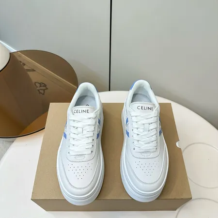 セリーヌ カジュアルシューズ