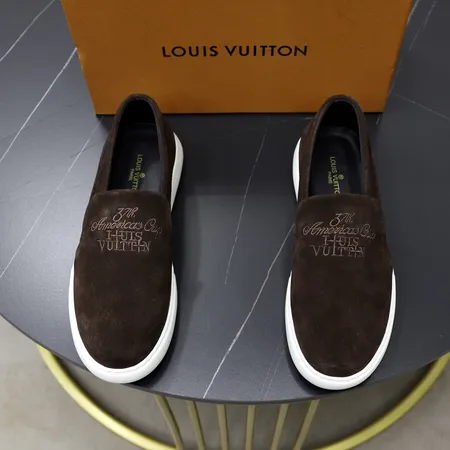 ルイヴィトン カジュアルシューズ