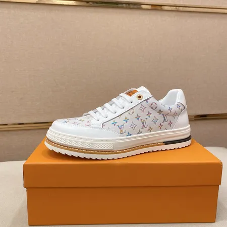 ルイヴィトン カジュアルシューズ