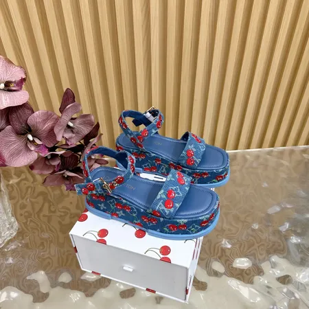 ルイヴィトン サンダル