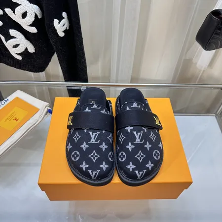 ルイヴィトン スリッパ