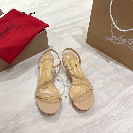 クリスチャン・ルブタン サンダル