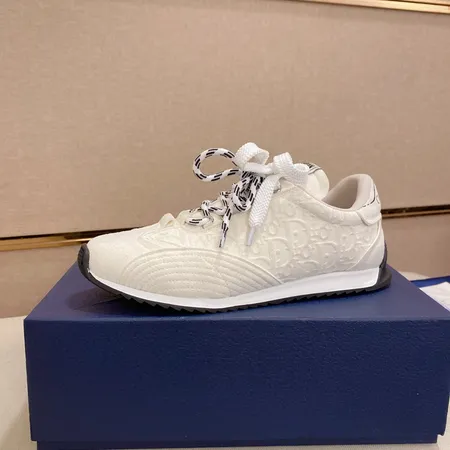 ディオール カジュアルシューズ