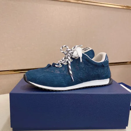 ディオール カジュアルシューズ