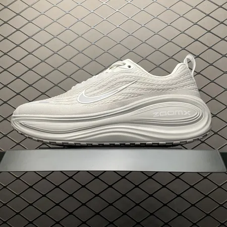 ナイキ スニーカー