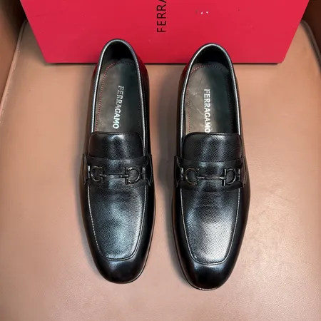 フェラガモ ビジネスシューズ