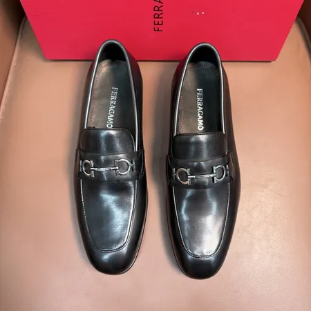 フェラガモ ビジネスシューズ