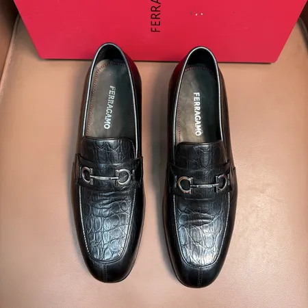 フェラガモ ビジネスシューズ