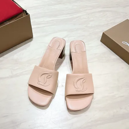 クリスチャン・ルブタン サンダル