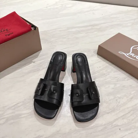 クリスチャン・ルブタン スリッパ