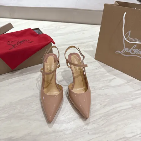 クリスチャン・ルブタン サンダル