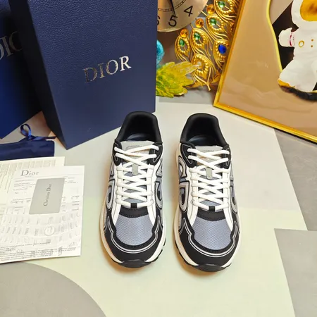 ディオール カジュアルシューズ