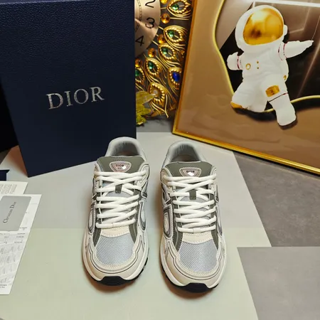 ディオール カジュアルシューズ