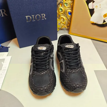 ディオール カジュアルシューズ