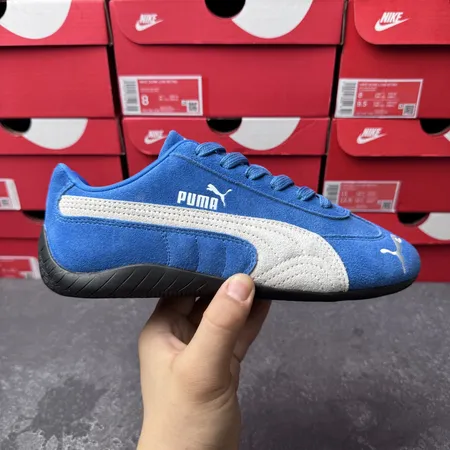 プーマ カジュアルシューズ