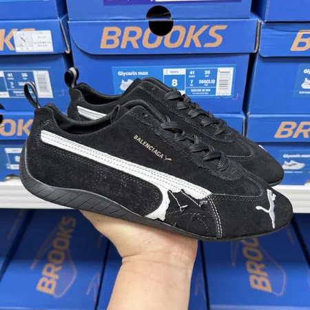 プーマ カジュアルシューズ