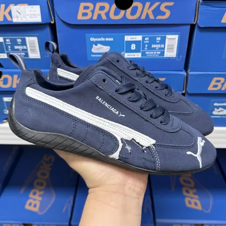 プーマ カジュアルシューズ